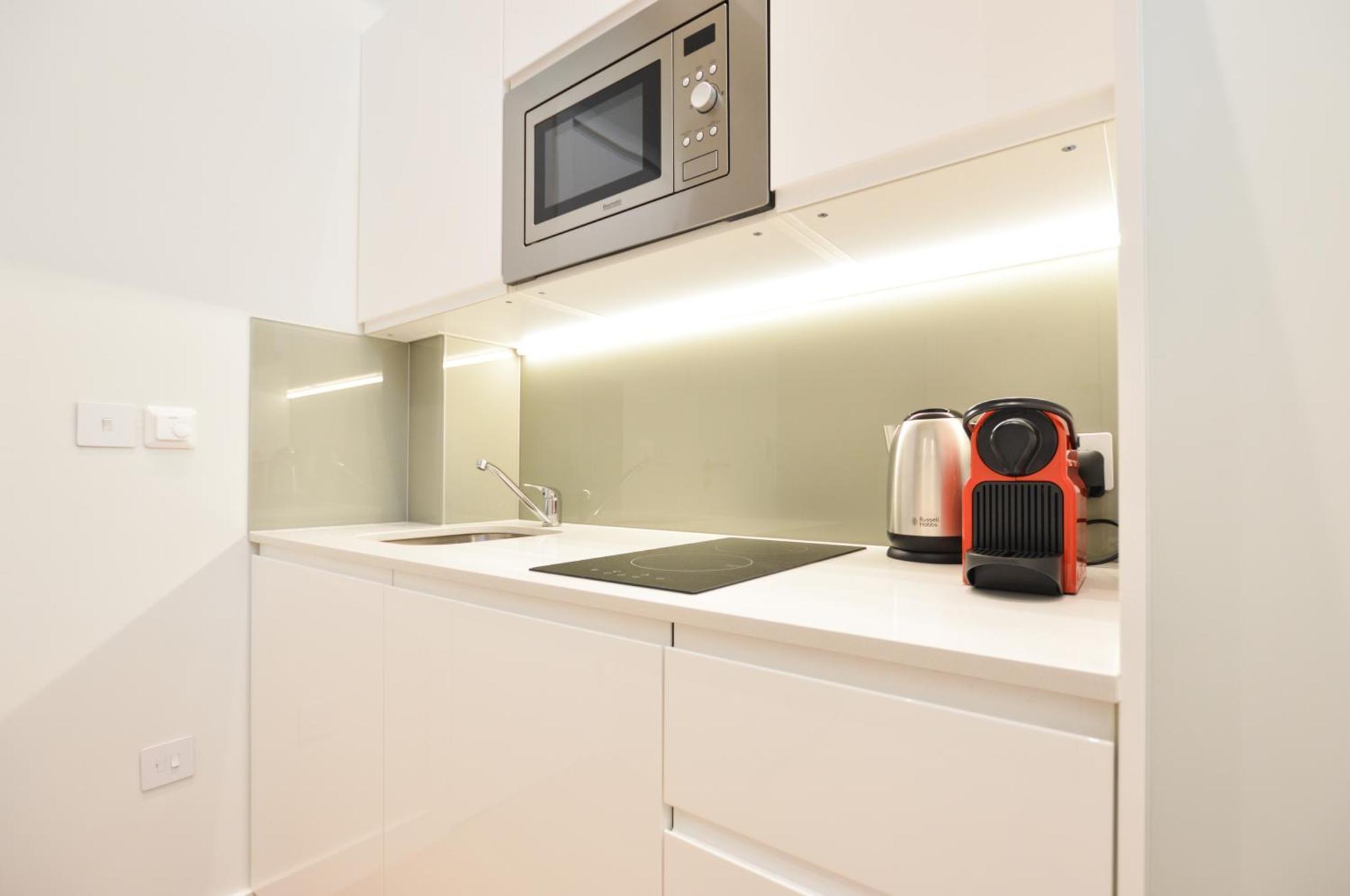 Earls Court West Serviced Apartments By Concept Apartments 런던 외부 사진